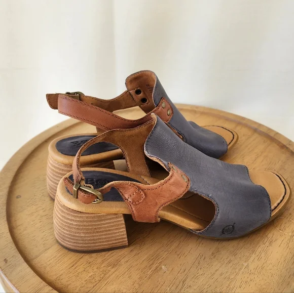Born Women's Leather Blue Sandals - Picture 7 of 13